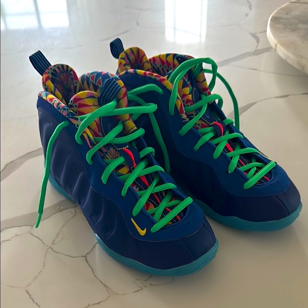 Nike Kids Blue and Green High-Top Sneakers